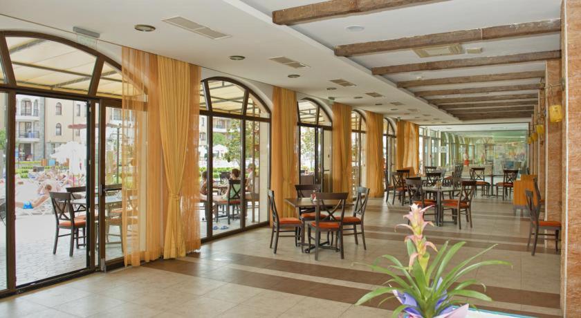 Royal Sun Holiday Apartments Солнечный берег Экстерьер фото