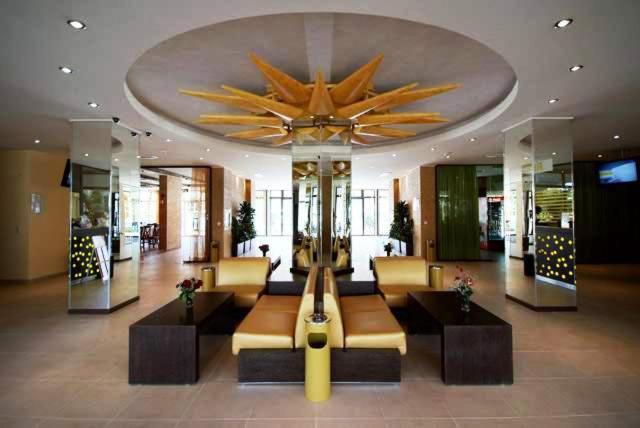 Royal Sun Holiday Apartments Солнечный берег Экстерьер фото