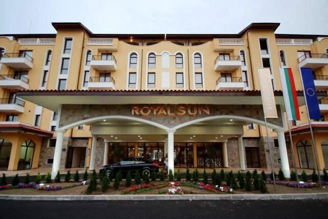 Royal Sun Holiday Apartments Солнечный берег Экстерьер фото