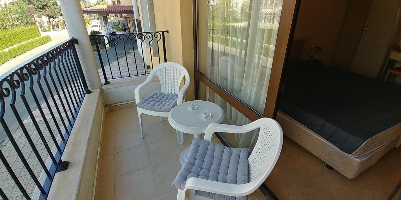 Royal Sun Holiday Apartments Солнечный берег Экстерьер фото