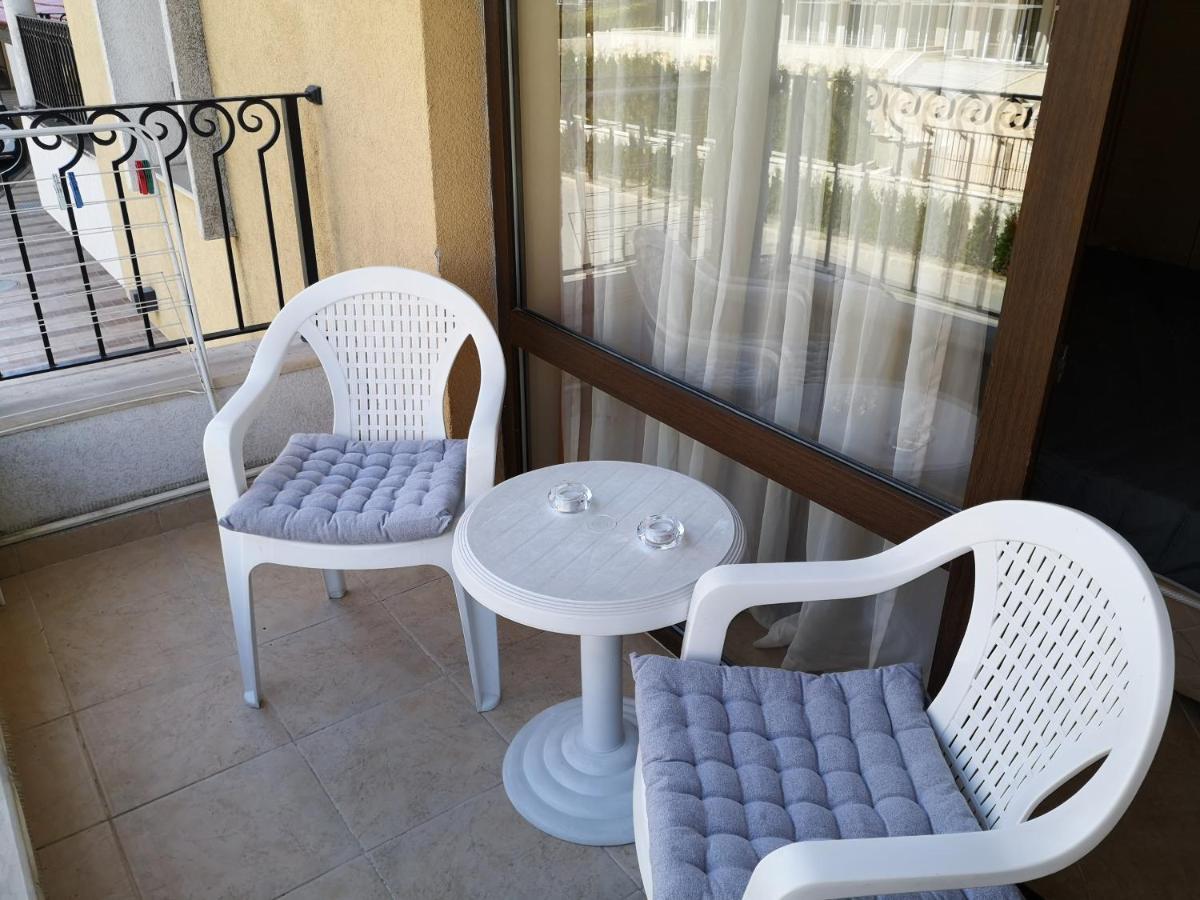 Royal Sun Holiday Apartments Солнечный берег Экстерьер фото