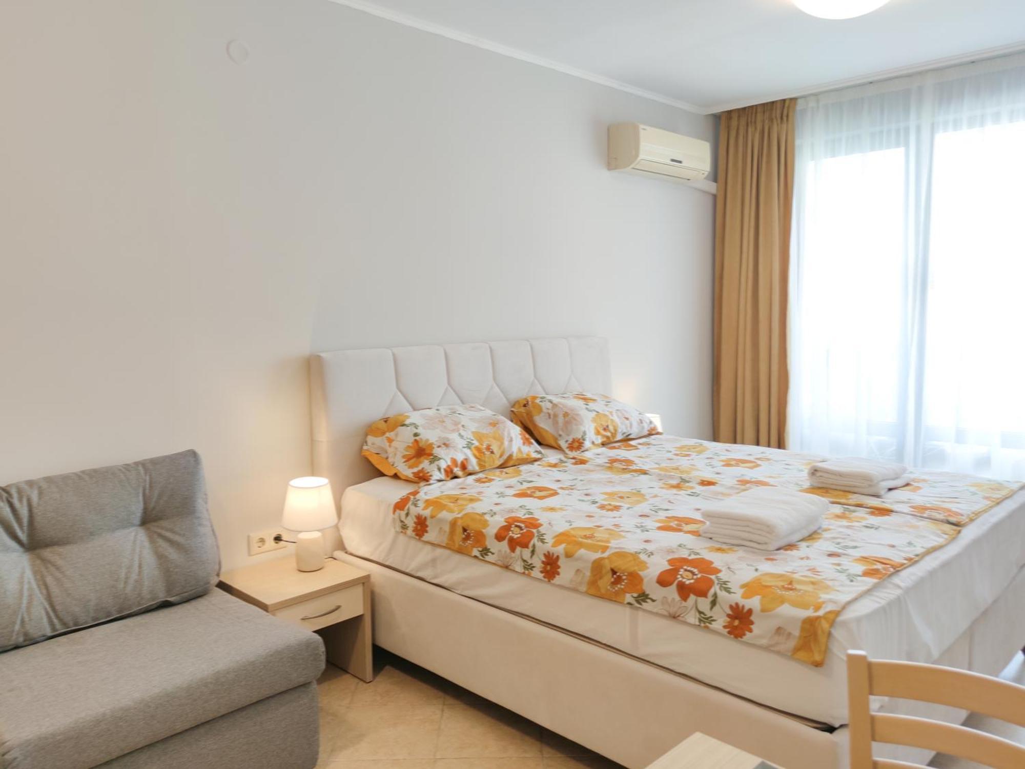 Royal Sun Holiday Apartments Солнечный берег Экстерьер фото