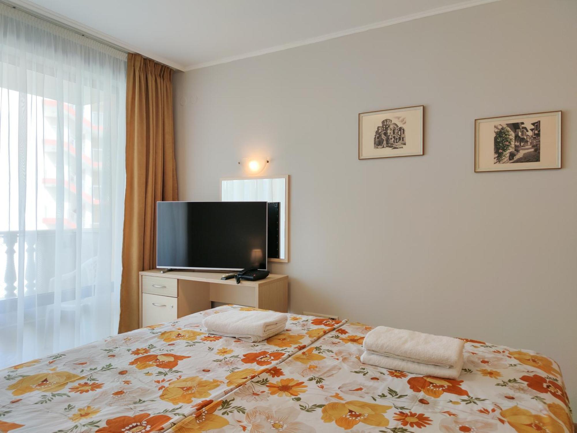 Royal Sun Holiday Apartments Солнечный берег Экстерьер фото